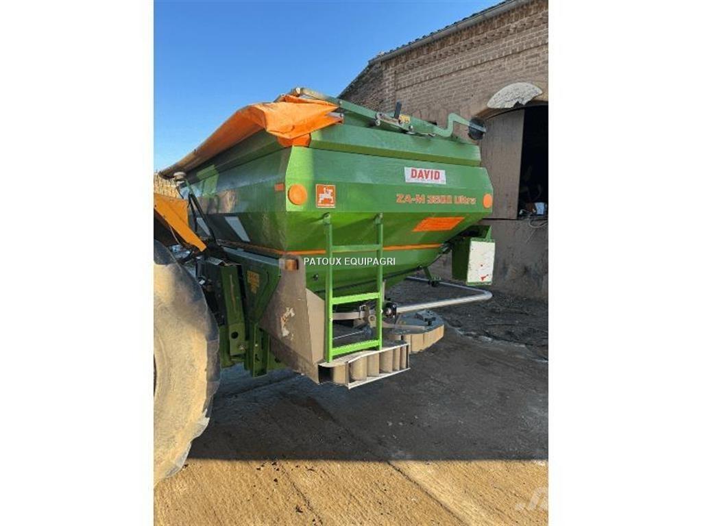 Amazone ZAM ULTRA Rozmetadlo minerálních hnojiv