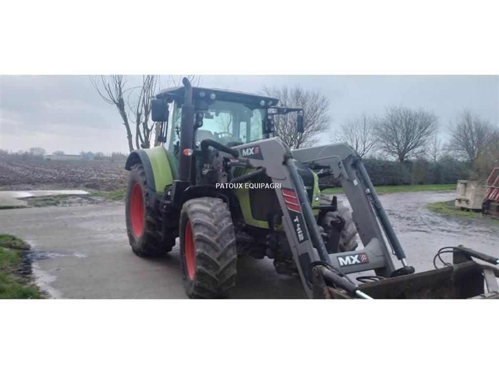 CLAAS ARION 520 Traktory
