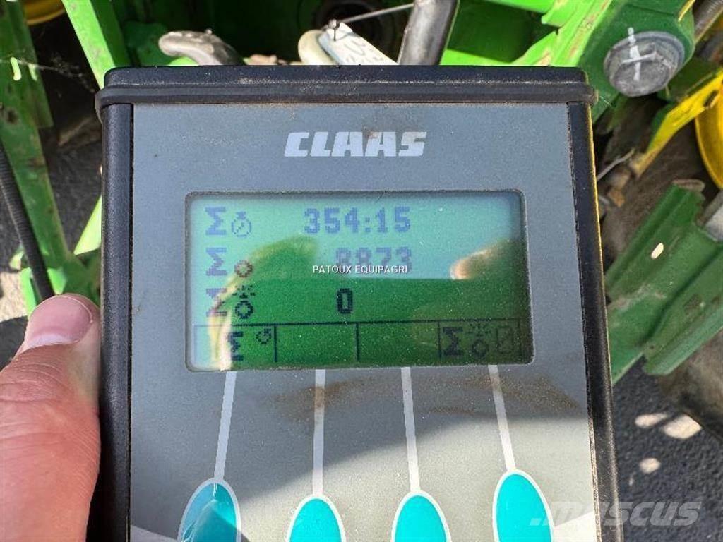 CLAAS VARIANT 380 Lis na válcové balíky