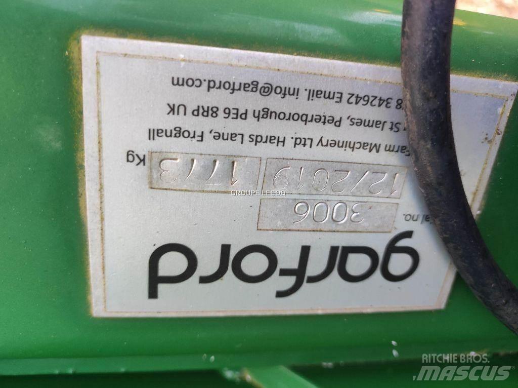 Garford ROBOCROP Řádkové kultivátory