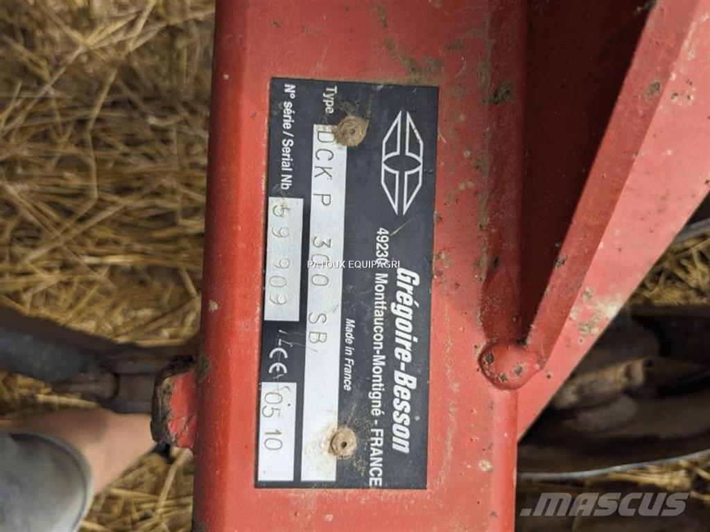Gregoire DCRP300 Brány