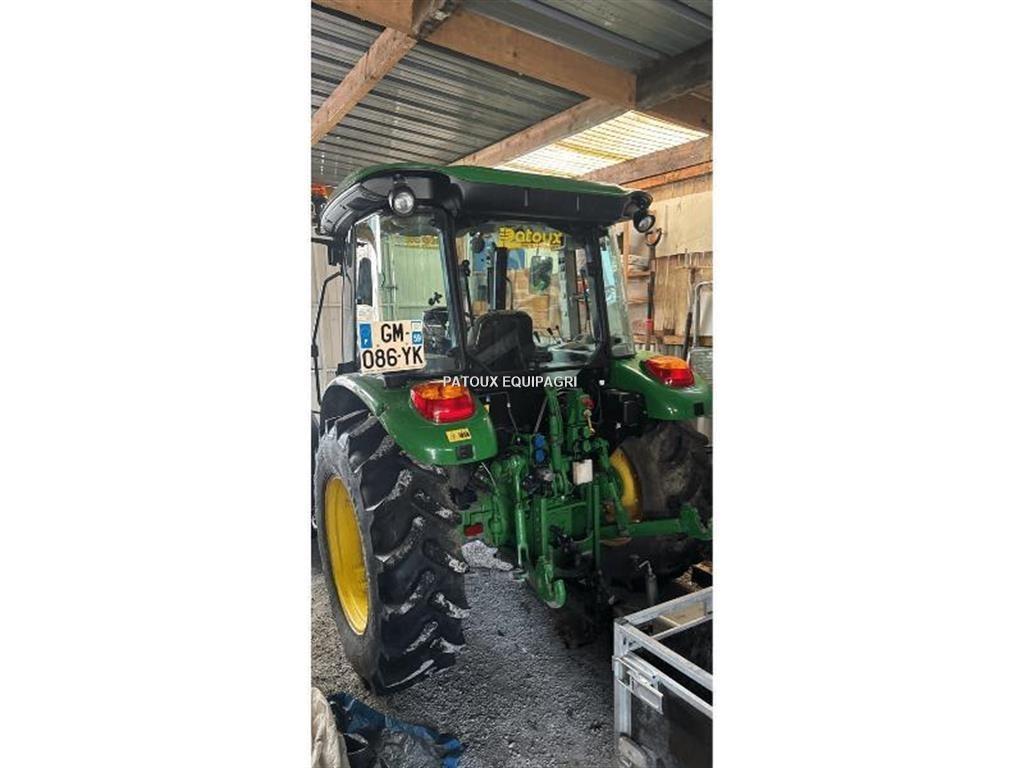 John Deere 5058E Traktory