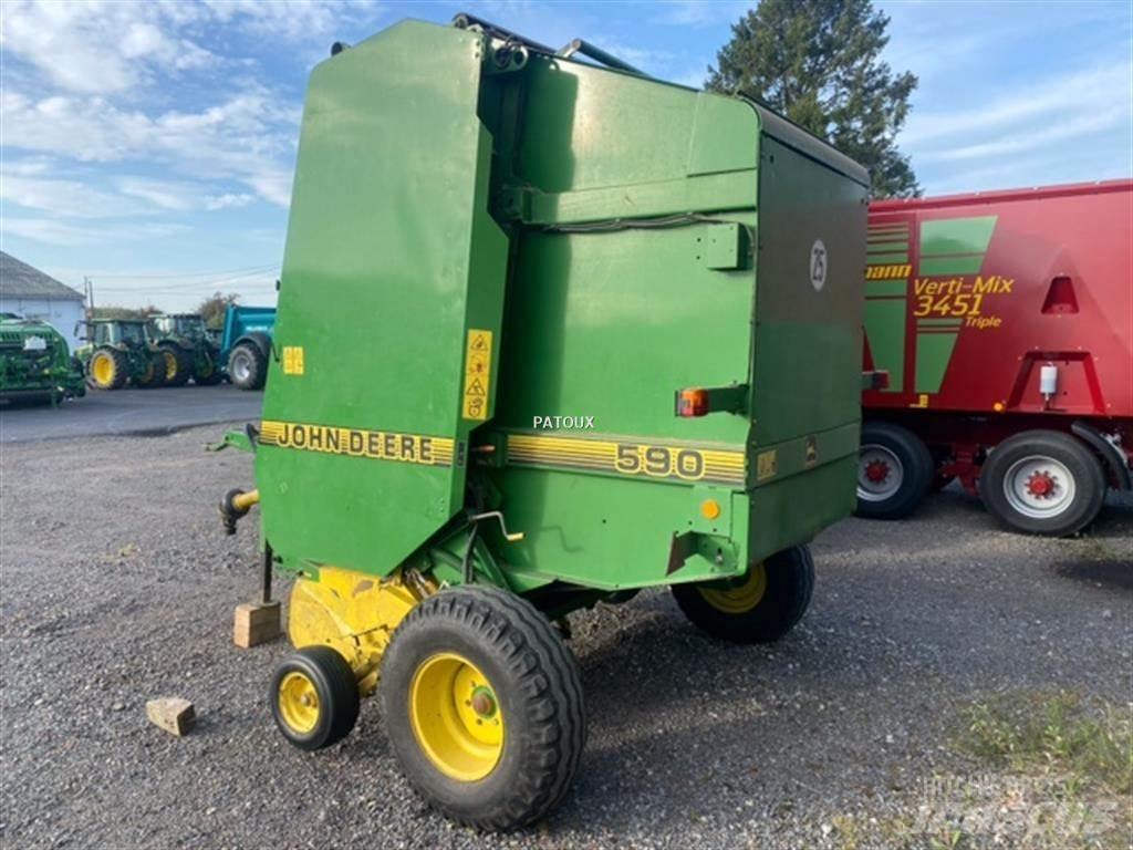 John Deere 590 Lis na válcové balíky