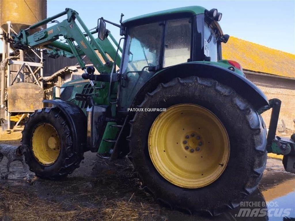 John Deere 6115M Traktory