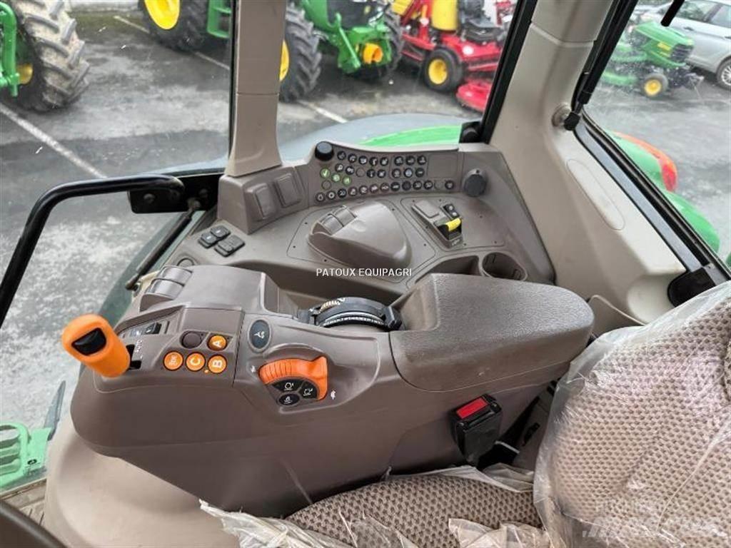 John Deere 6155M Traktory