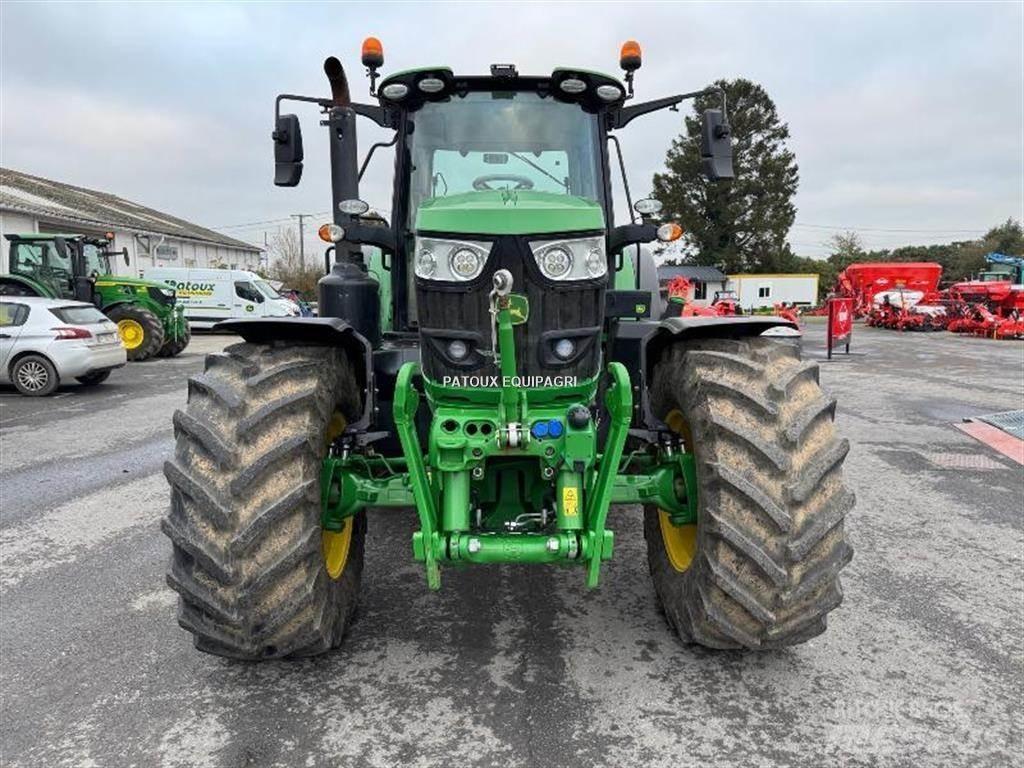 John Deere 6155M Traktory