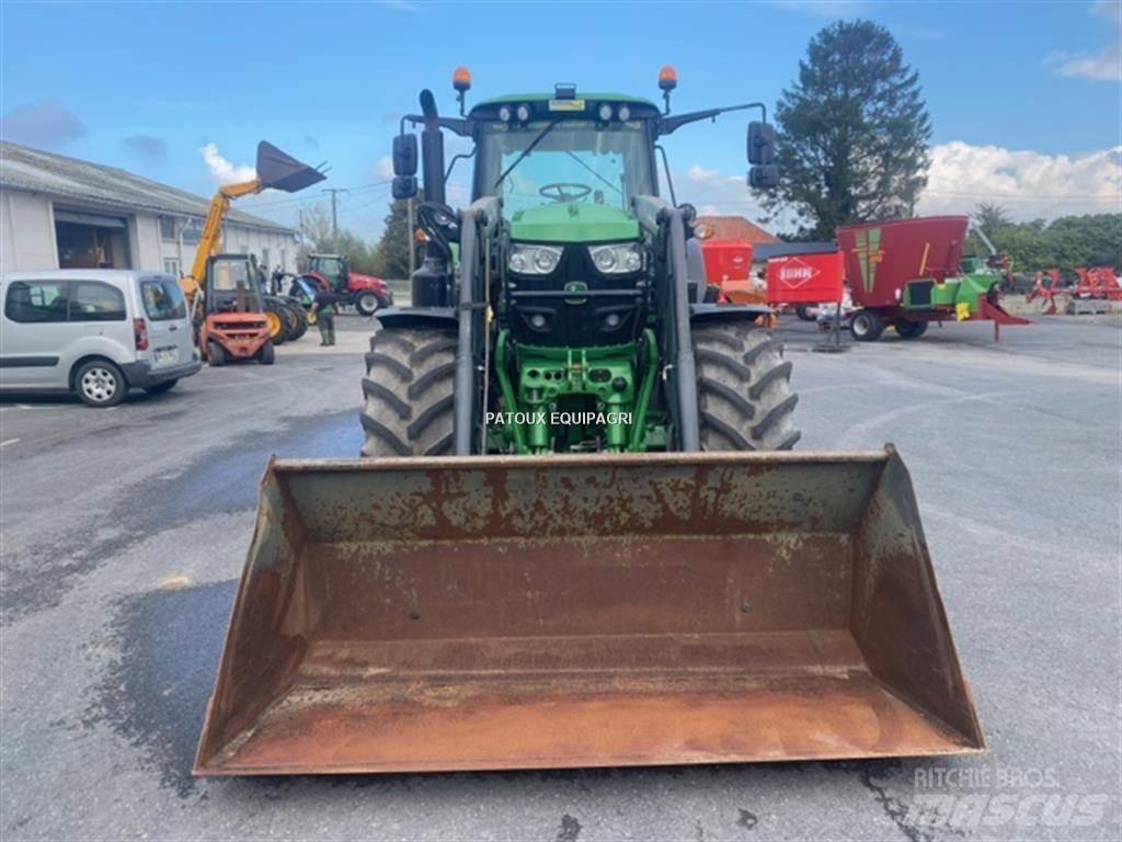 John Deere 6155M Traktory