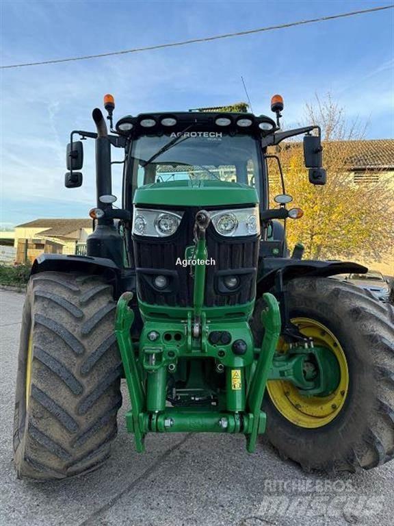 John Deere 6155R Traktory