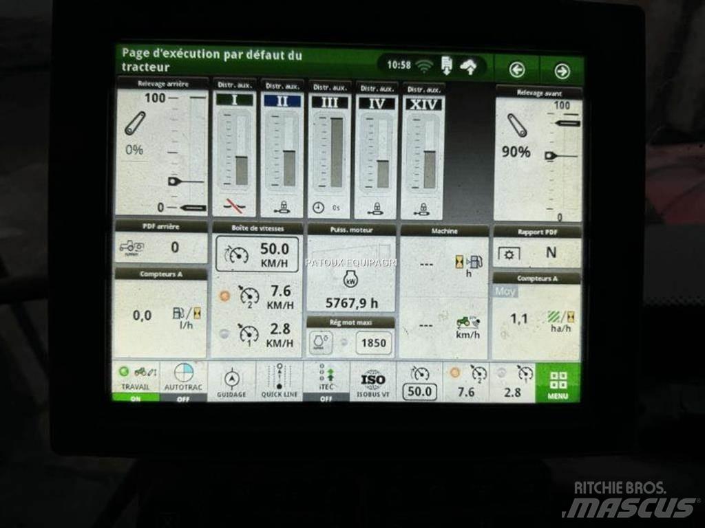 John Deere 6155R Traktory