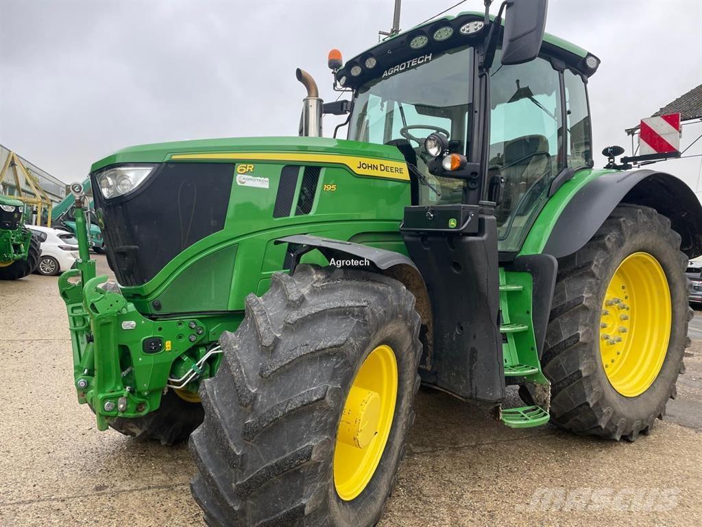 John Deere 6R 195 Traktory