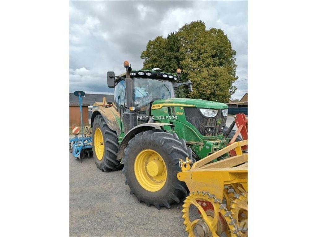 John Deere 6R185 Traktory