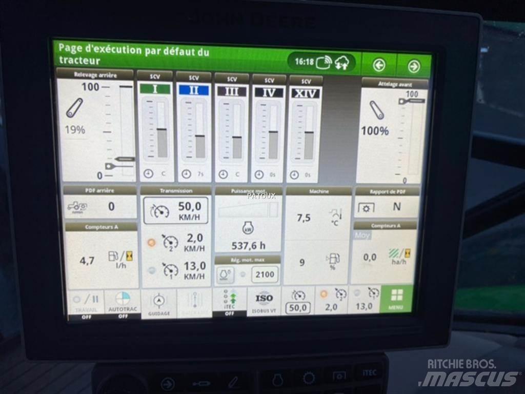 John Deere 6R215 Traktory
