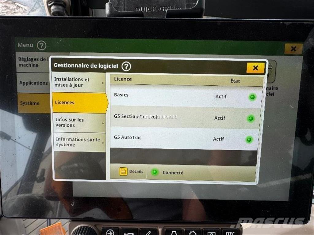 John Deere 6R215 Traktory
