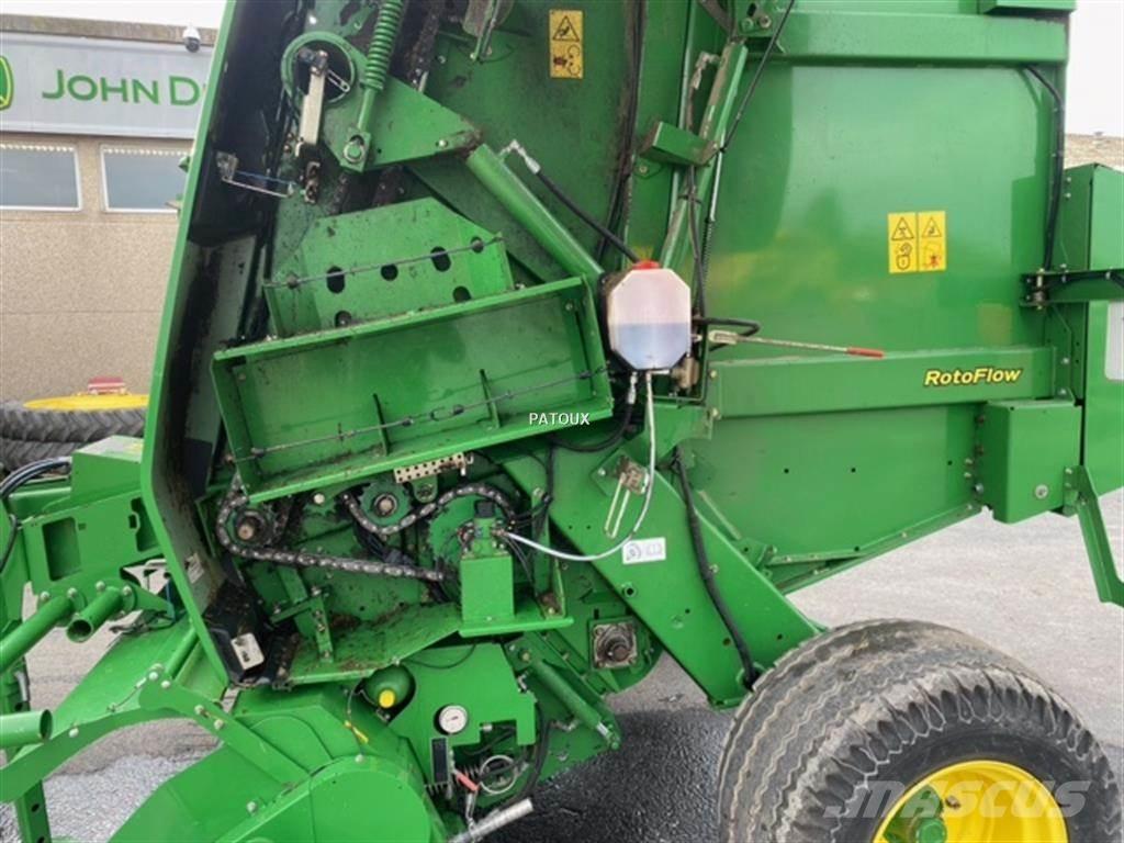 John Deere 864 Lis na válcové balíky