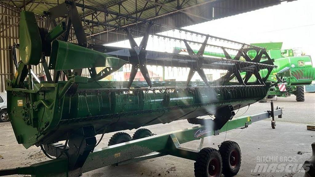 John Deere T 550 Sklízecí mlátičky