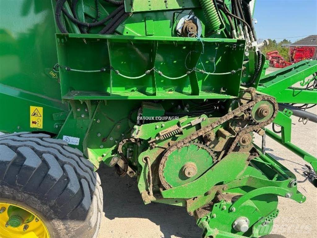 John Deere V461M Lis na válcové balíky