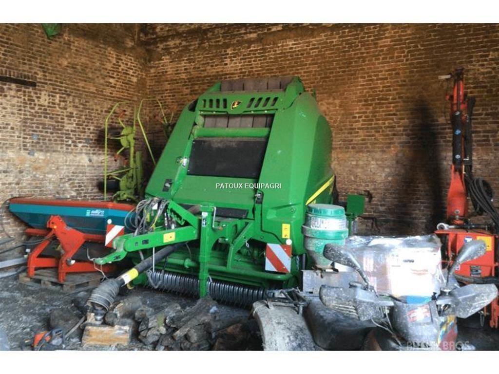 John Deere V461M Lis na válcové balíky