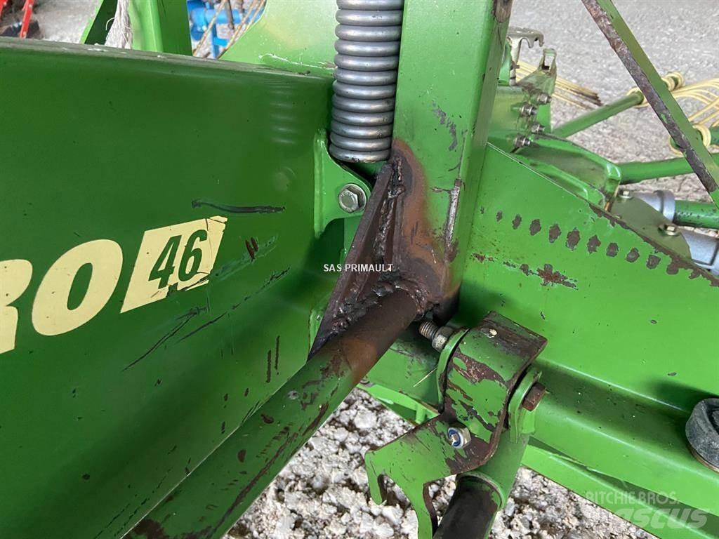 Krone Swardro 46 Obraceče a shrabovače sena