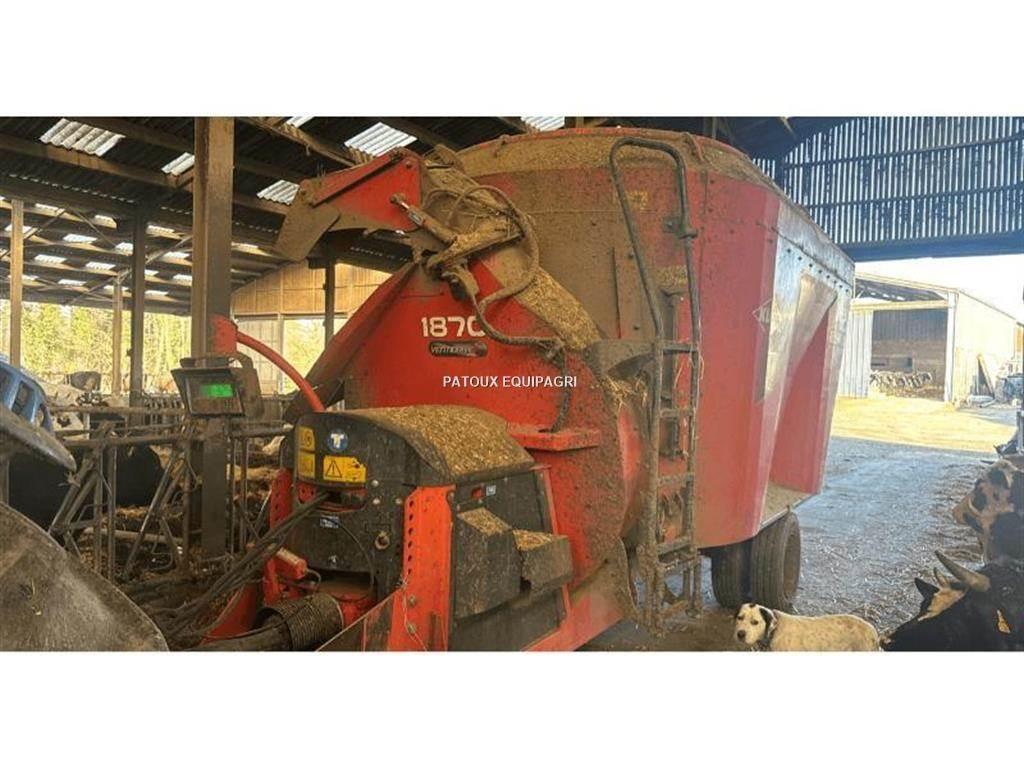Kuhn 1870 Míchačky krmiva