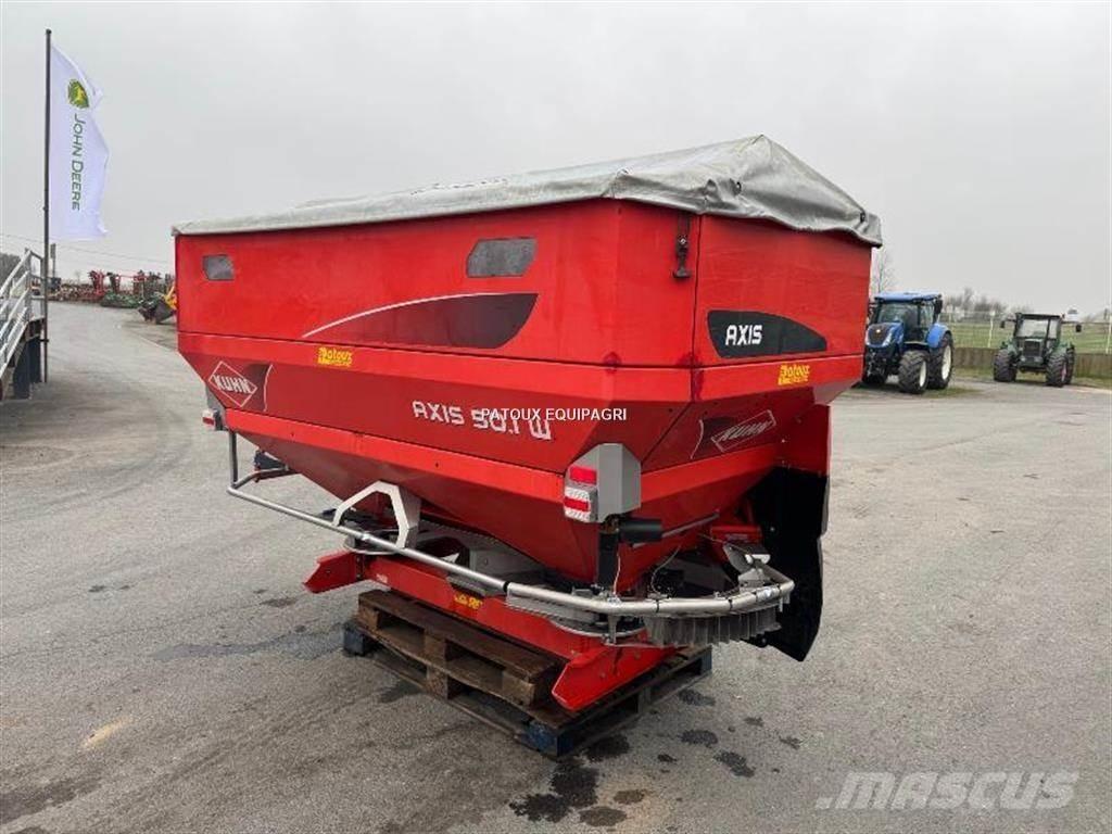 Kuhn AXIS50.1W Rozmetadlo minerálních hnojiv