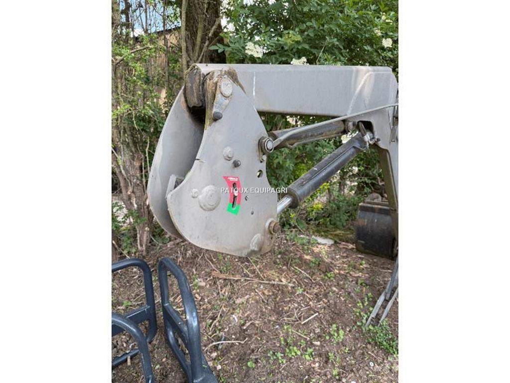 Mailleux T417 Čelní nakladače a rypadla