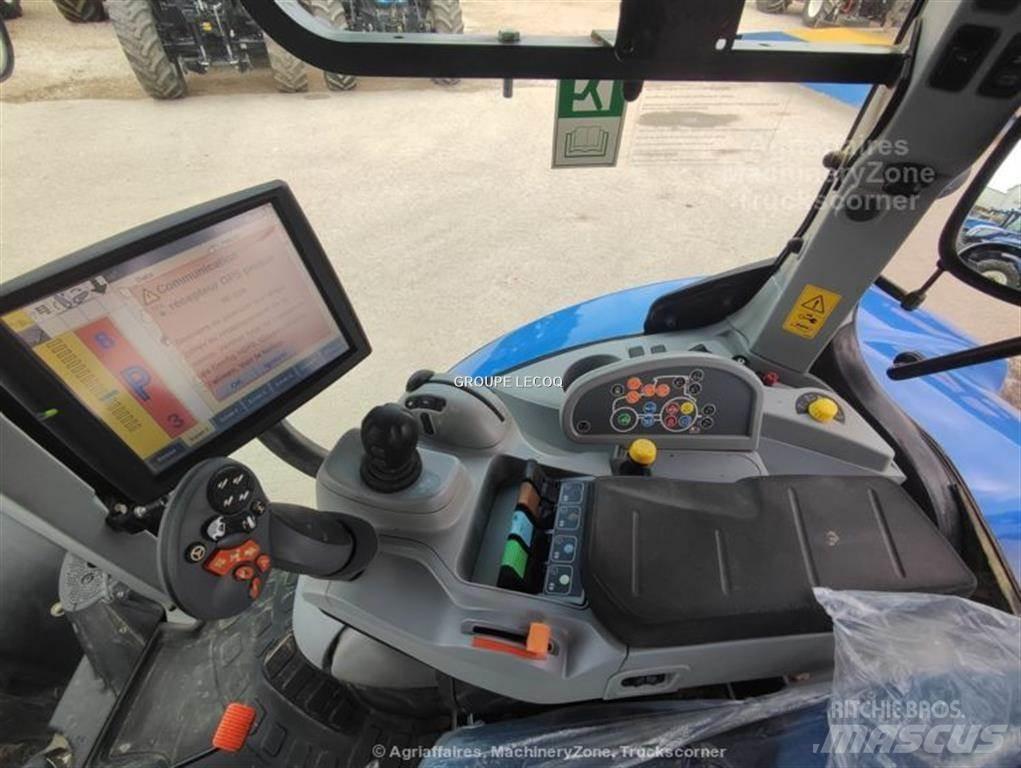New Holland T7.250 Traktory