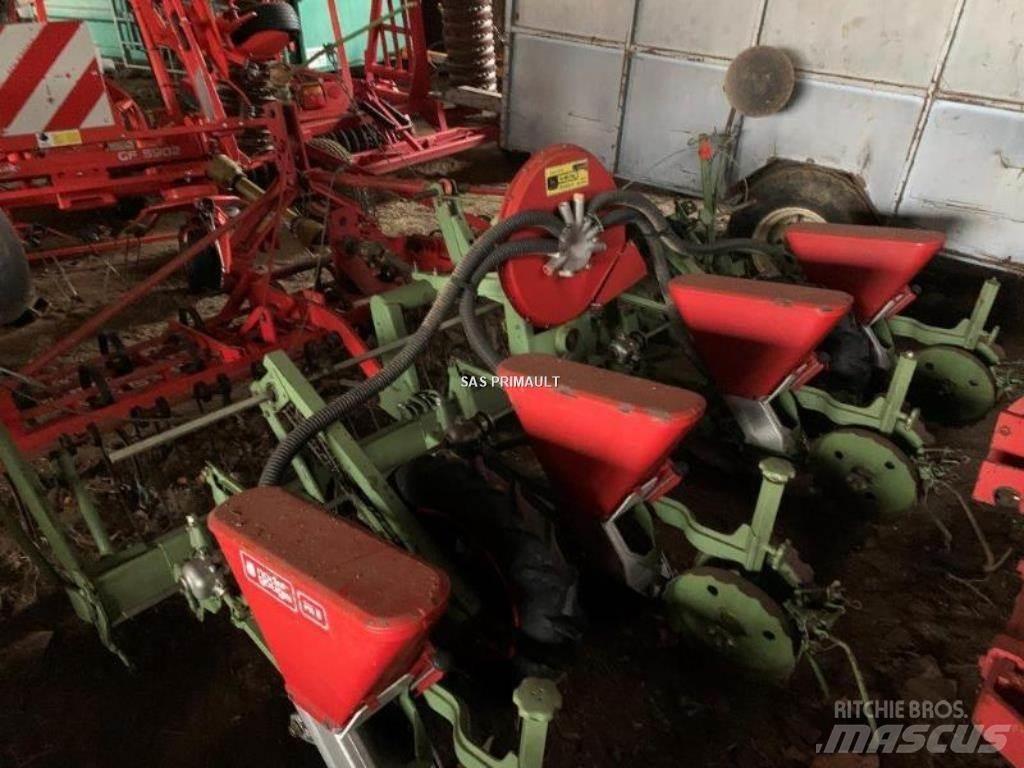 Nodet PN II Mechanické secí stroje