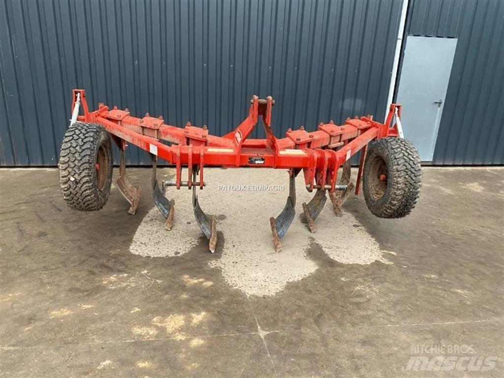 Quivogne V3M Kultivátory