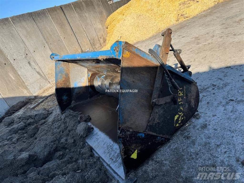 Robert 2,5M3 Příslušenství předního nakladače