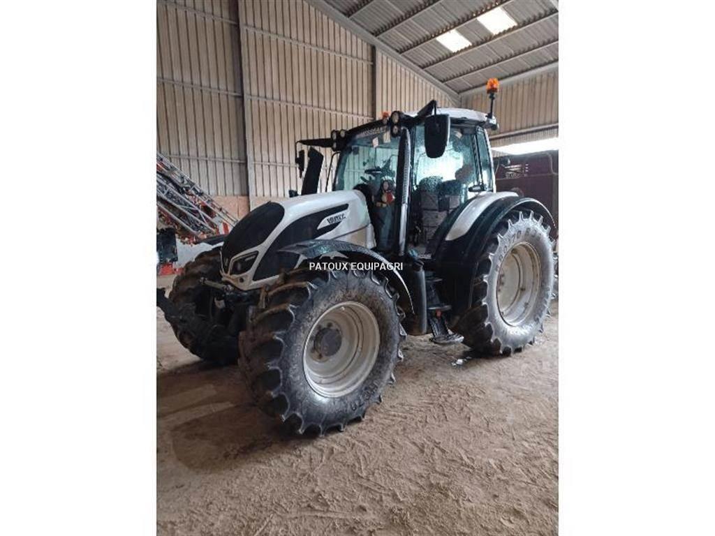 Valtra N174 DIRECT Traktory