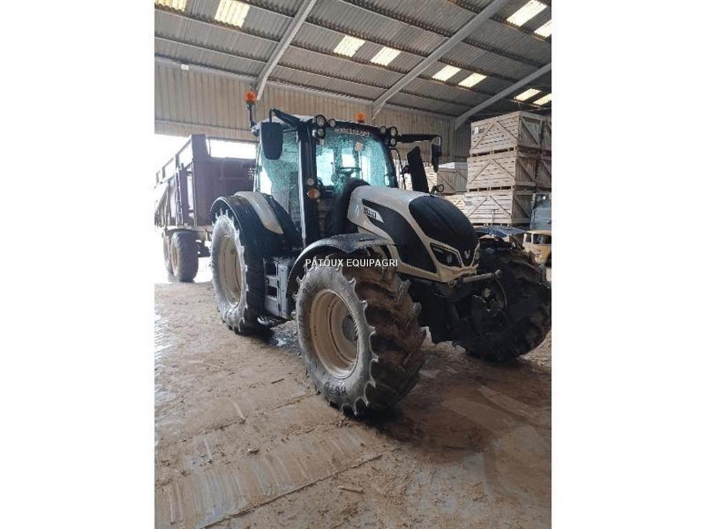 Valtra N174 DIRECT Traktory