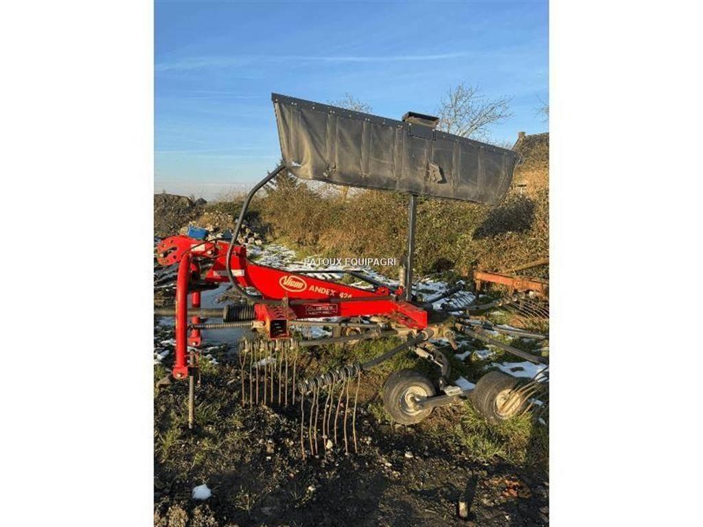Vicon ANDEX 424 Obraceče a shrabovače sena