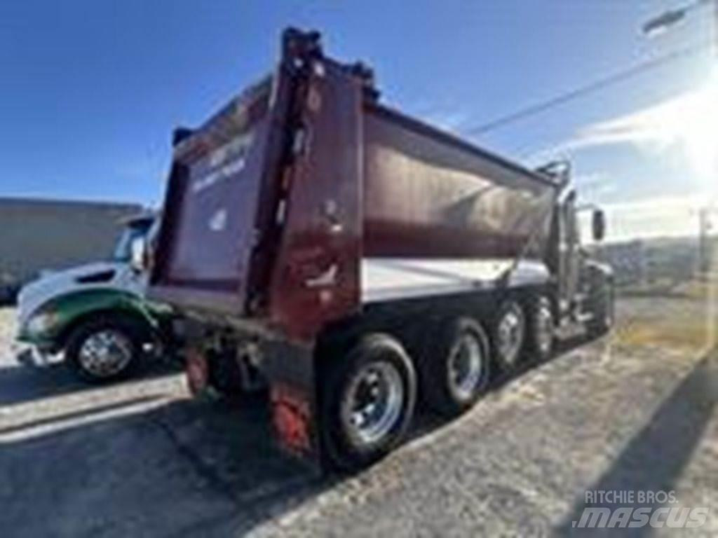 Mack GR104FR Sklápěče