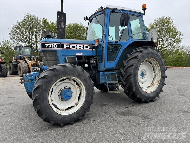 Ford 7710 Traktory
