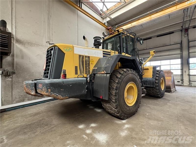 Komatsu WA480 Kolové nakladače