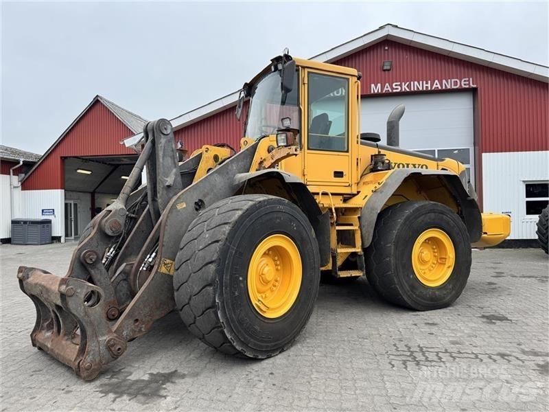 Volvo L 110 E Kolové nakladače