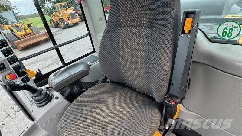 Volvo L 90 H Kolové nakladače
