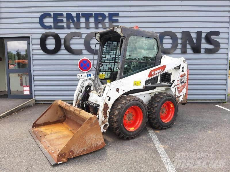 Bobcat S450 Smykem řízené nakladače