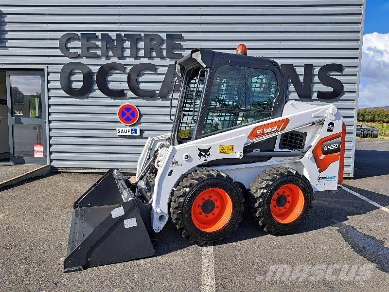 Bobcat S450 Smykem řízené nakladače