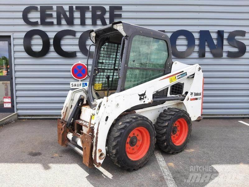 Bobcat S450-E Smykem řízené nakladače