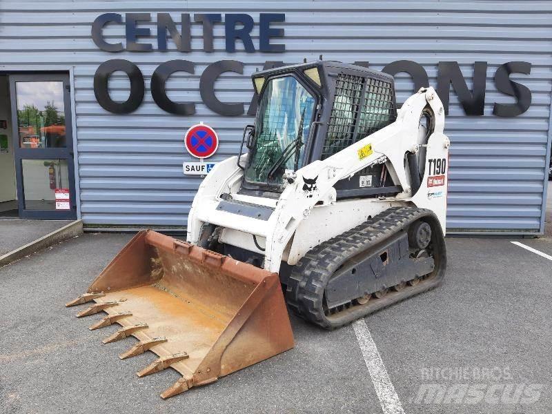 Bobcat T190 Smykem řízené nakladače