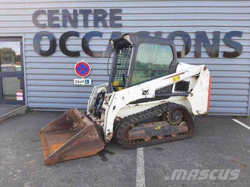 Bobcat T450 Smykem řízené nakladače