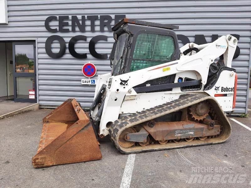 Bobcat T870-E2 Smykem řízené nakladače