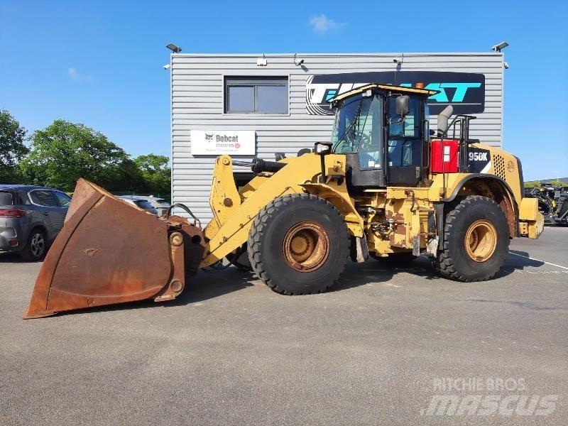 CAT 950K Kolové nakladače