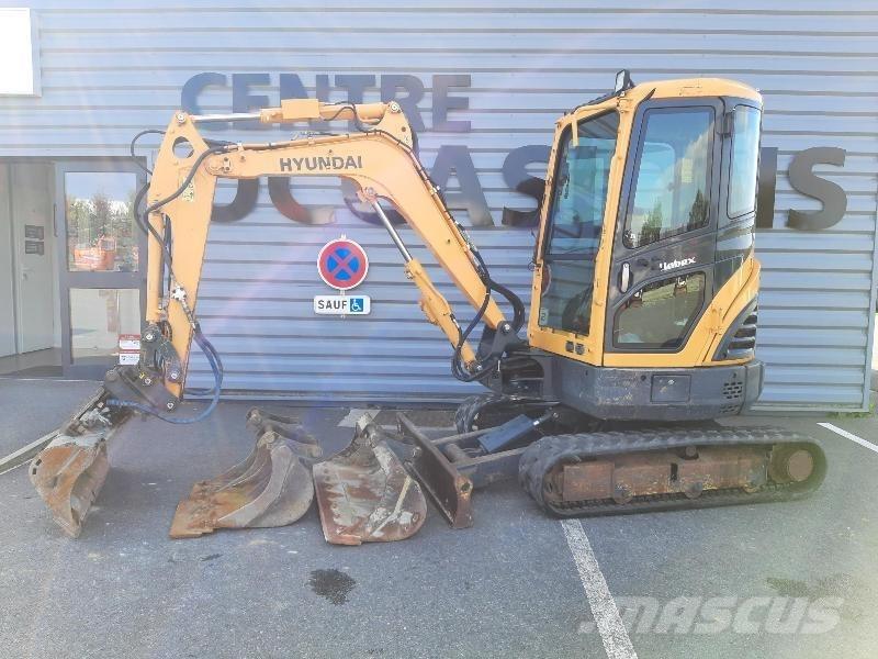 Hyundai R25Z-9AK Mini rýpadla < 7t
