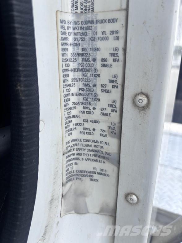 Freightliner 122SD Sklápěče