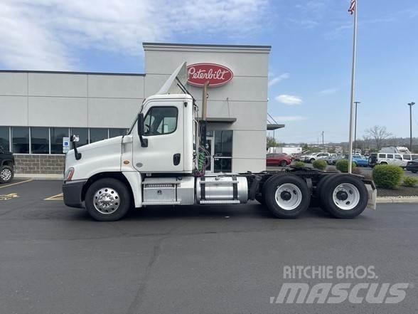 Freightliner CASCADIA 116 Tahače