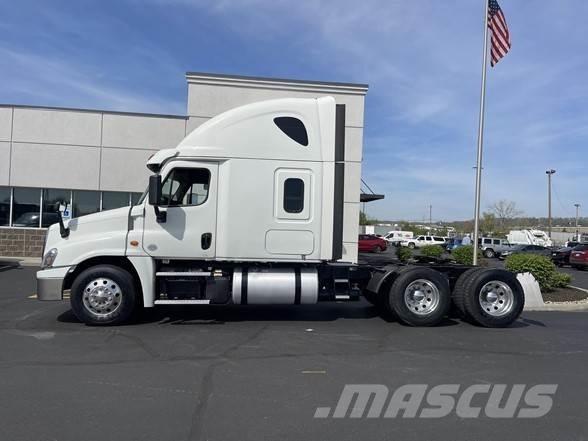 Freightliner CASCADIA 116 Tahače