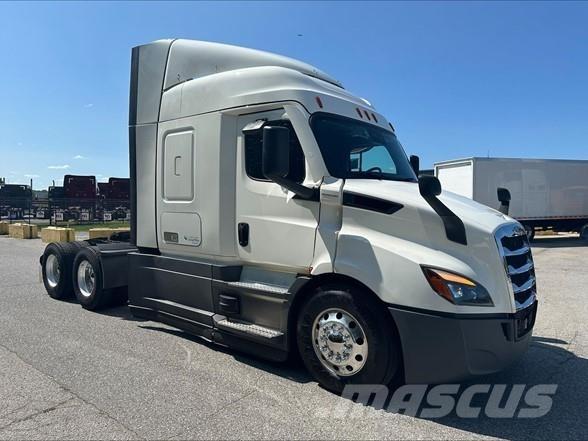 Freightliner CASCADIA 116 Tahače