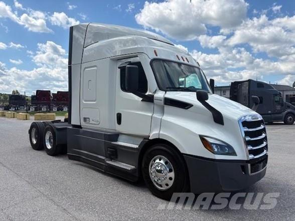 Freightliner CASCADIA 116 Tahače